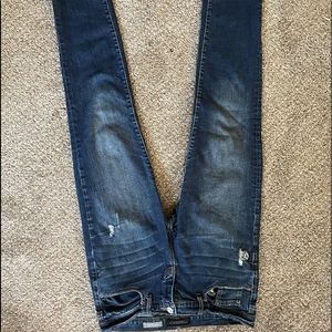 Aeropostale size 8 women’s skinny jeans.